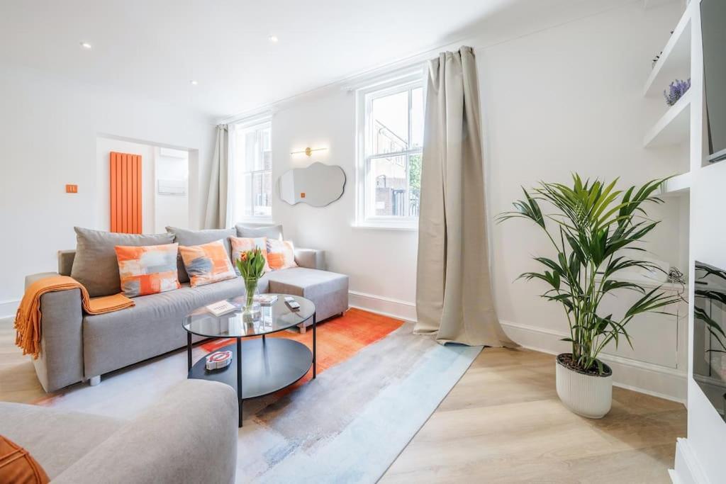 ロンドン House 10 Mins To Tower Bridge Hot Tub & Parkingヴィラ エクステリア 写真